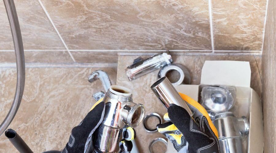 Professional gutter cleaning in Eatontown, NJ